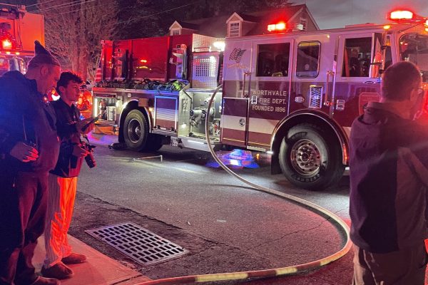 NVFD 213 Walnut Structure Fire - 40-E2 Pumping